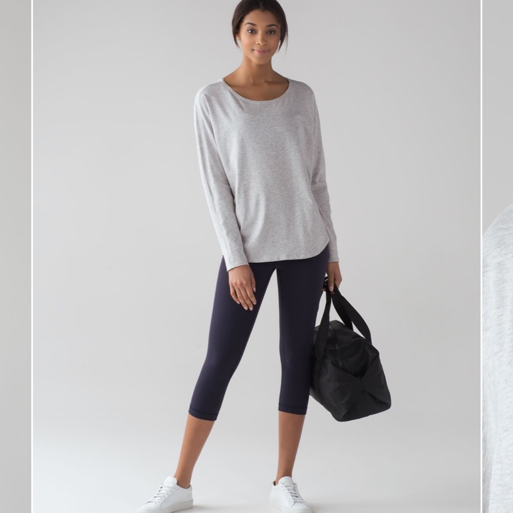 Lululemon Seymour long sleeve in heathered vapor